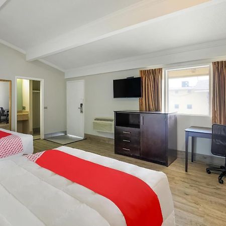 Oyo Hotel Lake Charles La I-10 Esterno foto