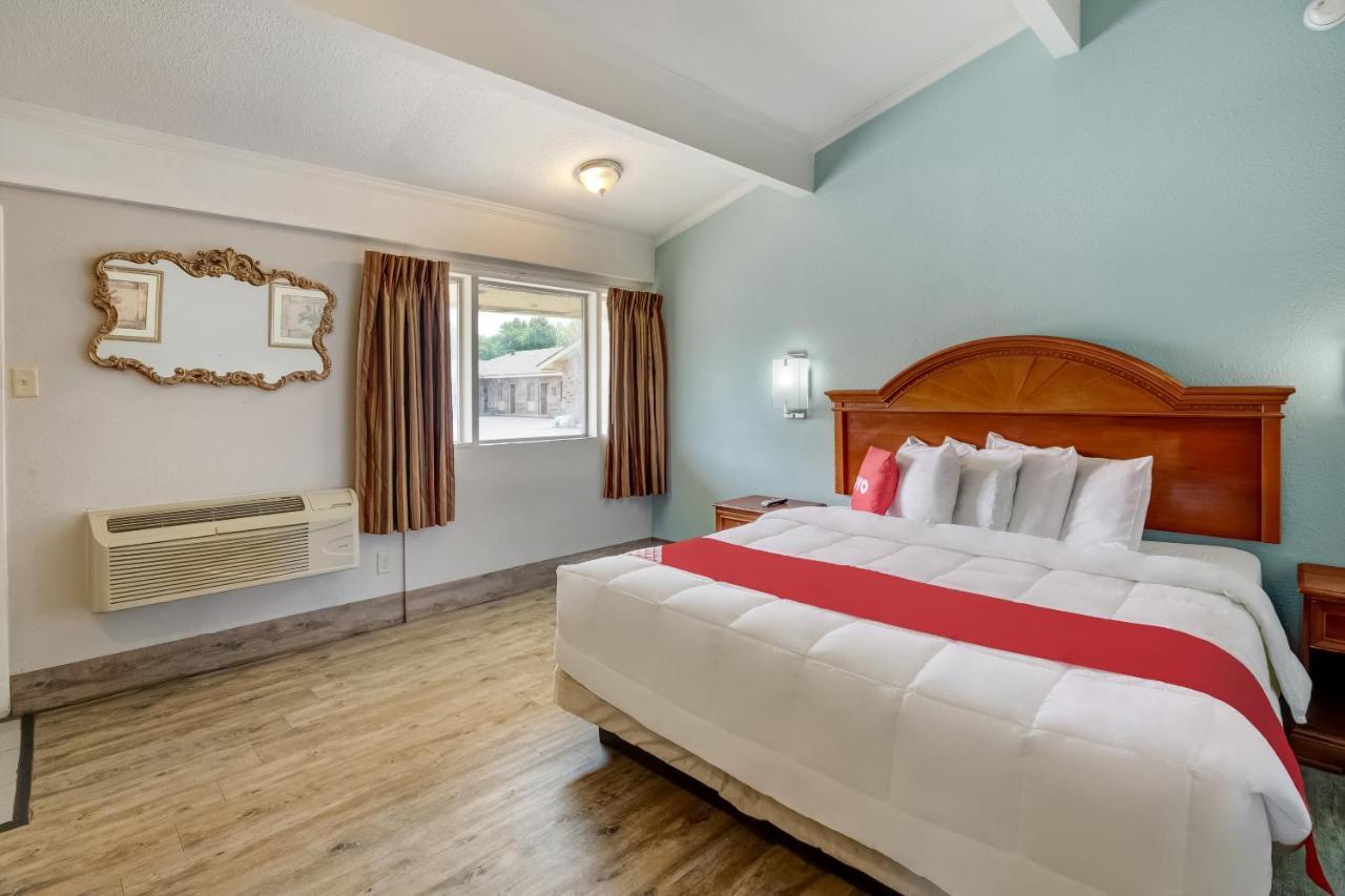 Oyo Hotel Lake Charles La I-10 Esterno foto